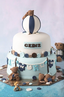 Детска Торта с Детски Дрешки - Двуетажна - D3