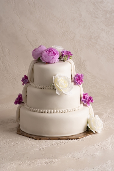 Сватбена Торта Перли и Цветя - S7