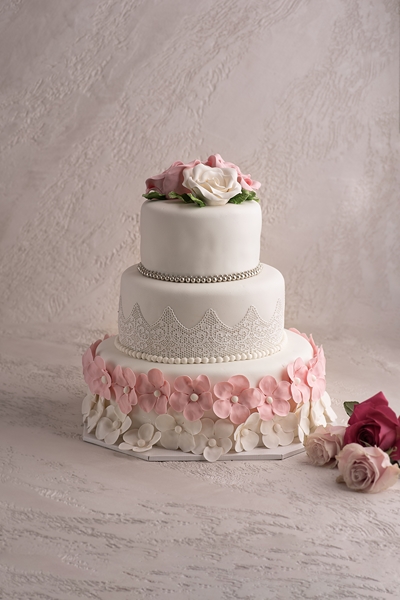 Сватбена Торта Дантелена Поезия - S16