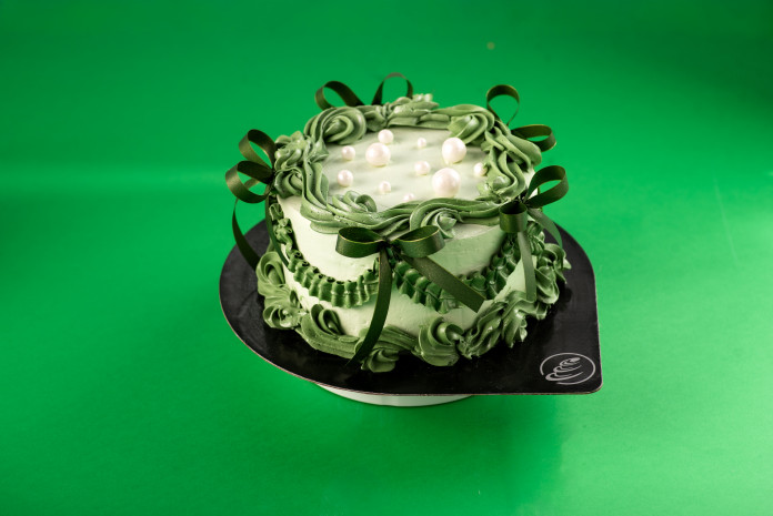 Торта "Празнични панделки"