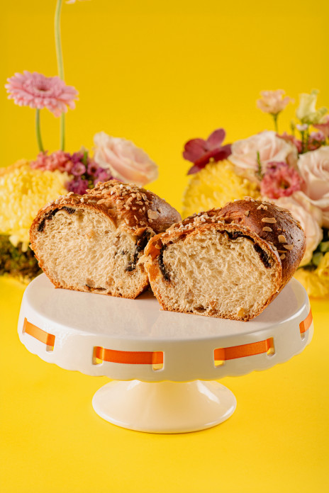 Великденски Козунак с Квас с Локум и Орехи