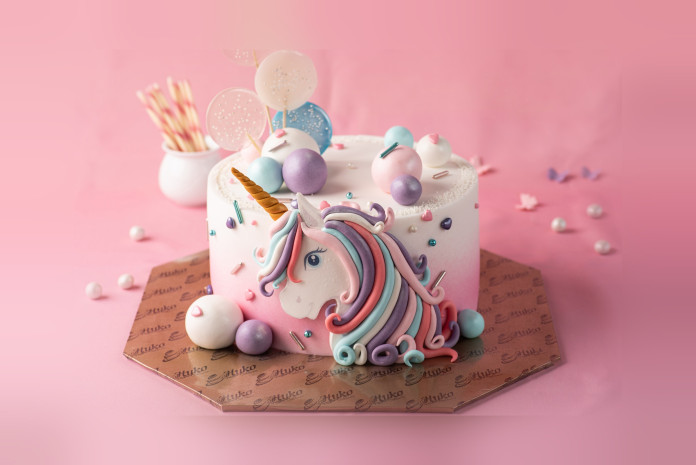 Детска Торта Еднорог с Близалки - D9